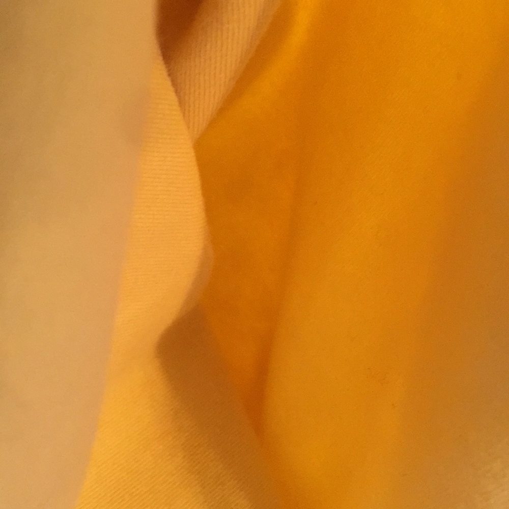 Athletic yellow t-shirt - Picture 7 of 7